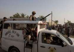 gunmen kill 4 security troops guarding mosque in pakistan