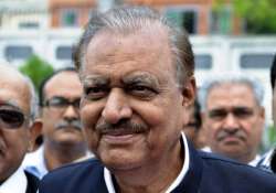 don t observe valentine s day pakistan president mamnoon hussain