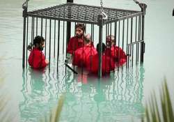 shocking isis releases sickening video of prisoners drowned and blown to death