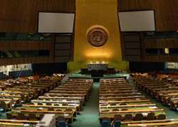 pakistan again raises kashmir in un