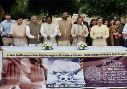 grateful to india for remembering hiroshima victims japan minister