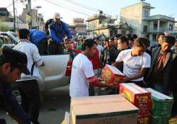 live relief trucks looted in nepal death toll may cross 15000 mark