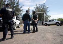 at least 40 killed in gun battle in mexico