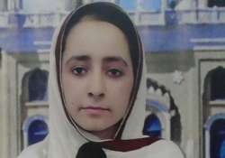 pakistan sikh girl among toppers of class x exam