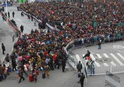 heavy snow strands over 50 000 people at china train station