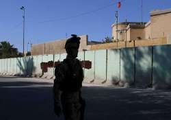 iraq builds security wall around baghdad to protect civilians