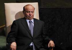 yemen s president flees country by sea amid rebel advance