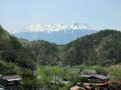 volcano erupts in japan injuries reported