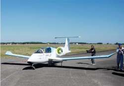 airbus electric plane to fly across english channel