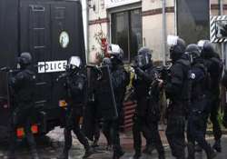 france faces 2 hostage taking attacks 1 on kosher market