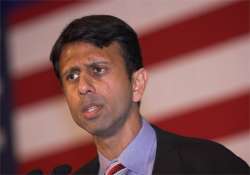 bobby jindal declines to back egomaniacal madman trump