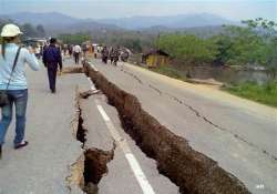 india offers help to quake hit myanmar