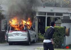 iranian students storm british embassy in tehran