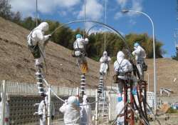 japan utility repairing reactors near fukushima