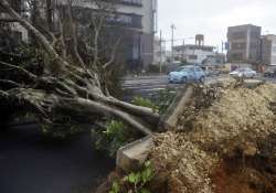 japan warns 100 000 on typhoon evacuation