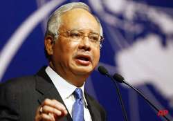 malaysian pm prays for missing airliner