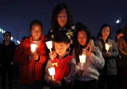 nearly 100 bodies still in sunken south korean ferry