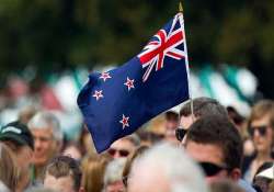 new zealanders to vote on changing national flag