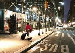 new yorkers leave city as hurricane sandy approaches