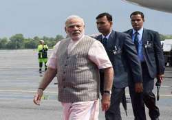 pm narendra modi leaves for home