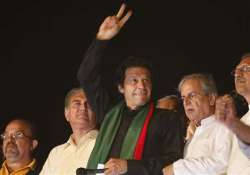 imran returns to negotiating table party lawmakers resign