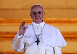 pope francis s sister asks world to pray for him