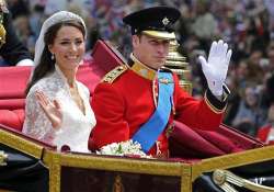 prince william visits kate in hospital could it be twin royal babies