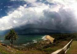 severe thunderstorms hit queensland australia