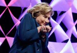 shoe thrown at hillary clinton during vegas speech