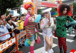 thousands march in taiwan gay rights parade