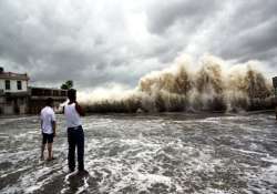 typhoon usagi kills three in china