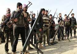 us begins delivering arms to syrian rebels