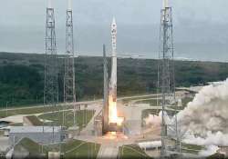 us launches spacecraft to explore martian atmosphere