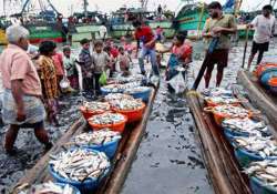 won t stop arrests of indian fishermen despite talks lanka