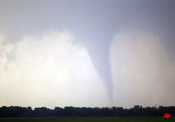 5 dead 29 injured in us midwest tornadoes