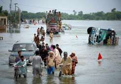 88 killed in pakistan floods