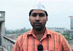 aap mla from kondli manoj kumar booked for cheating