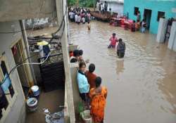 six die in building wall collapse in hyderabad