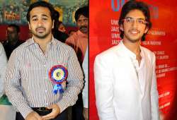 aditya thackeray nilesh rane cross swords over overtaking issue