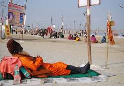 akhara parishad warns of boycotting kumbh mela over land issue