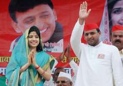 akhilesh yadav wife have narrow escape as bird hits chopper