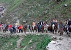 amarnath yatra begins governor offers prayers