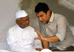 anna hazare plans to rope in aamir khan for his movement