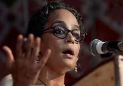 anna s jan lokpal bill is un gandhian says arundhati roy