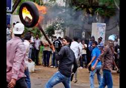 anti telangana protests in andhra pradesh turn violent