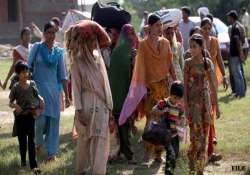 army rehabilitates 3 000 border migrants in jammu