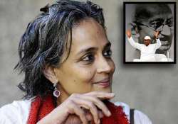 arundhati roy blasts anna hazare