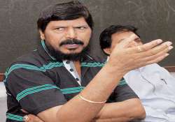 athawale led rpi may replace its satara lok sabha candidate