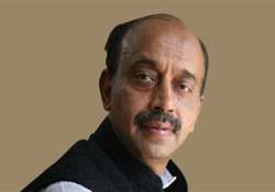 bjp internal survey shows vijay goel is favourite for delhi cm post