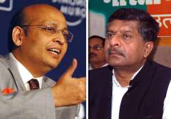 bjp cong slugfest over rushdie issue